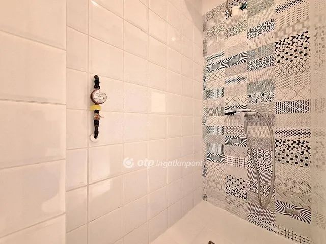 Eladó lakás Budapest VIII. kerület, II. János Pál pápa tér 61 nm