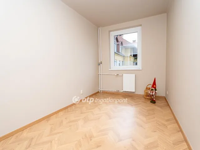 Eladó lakás Budapest XVIII. kerület, Alacskai úti lakótelep 91 nm