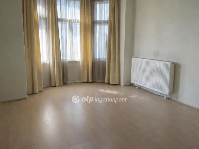 Eladó lakás Budapest VI. kerület 71 nm