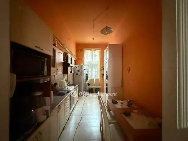 Eladó lakás Budapest VII. kerület 72 nm