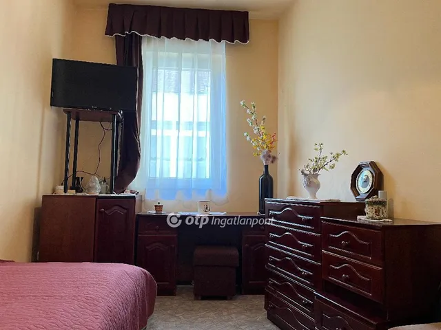 Eladó ház Debrecen 400 nm