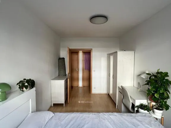 Eladó lakás Budapest VIII. kerület 76 nm