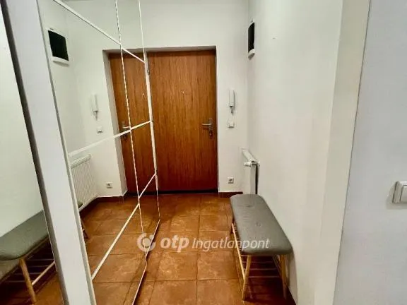 Eladó lakás Budapest VIII. kerület 76 nm