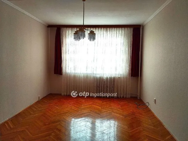 Eladó lakás Székesfehérvár, Belváros 62 nm