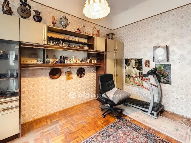 Eladó ház Budapest XV. kerület, Pestújhely 203 nm