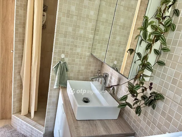 Eladó lakás Budapest IX. kerület, József Attila lakótelep 55 nm