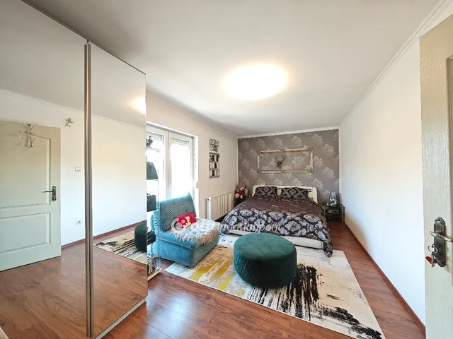 Eladó ház Budapest XV. kerület 165 nm