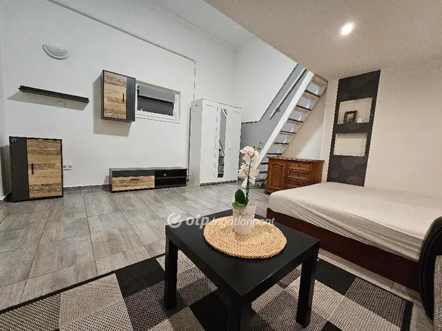 Eladó lakás Budapest X. kerület, Óhegy 43 nm