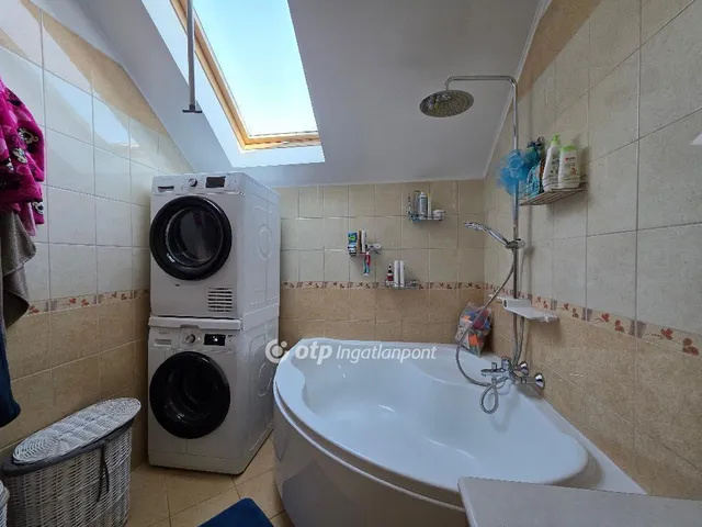 Eladó lakás Budapest XVII. kerület, Rákoscsaba-Újtelep 98 nm