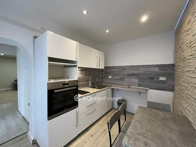 Eladó ház Budapest IX. kerület 63 nm