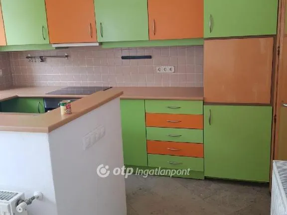 Eladó ház Budapest II. kerület 233 nm