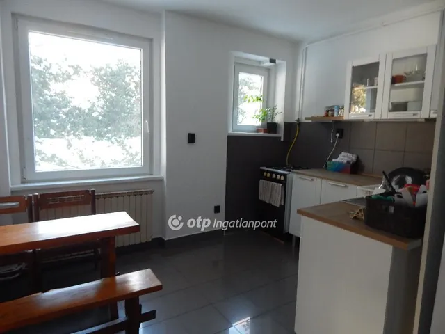 Eladó lakás Budapest II. kerület 70 nm