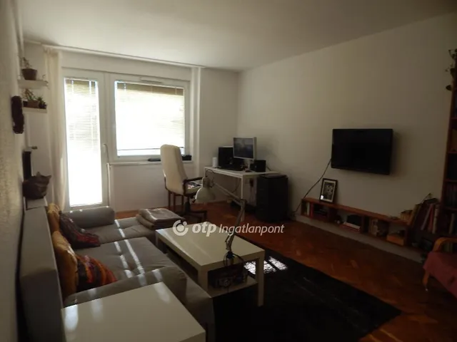 Eladó lakás Budapest II. kerület 70 nm