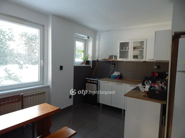 Eladó lakás Budapest II. kerület 70 nm