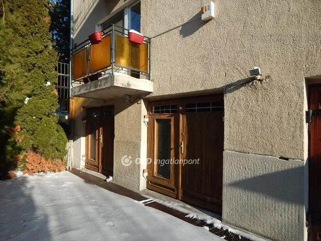 Eladó lakás Budapest II. kerület 70 nm