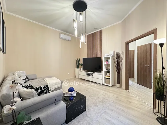 Eladó lakás Budapest VI. kerület 75 nm