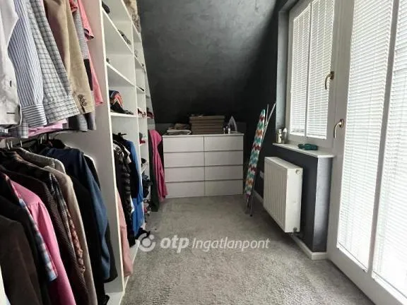 Eladó lakás Budapest III. kerület 140 nm