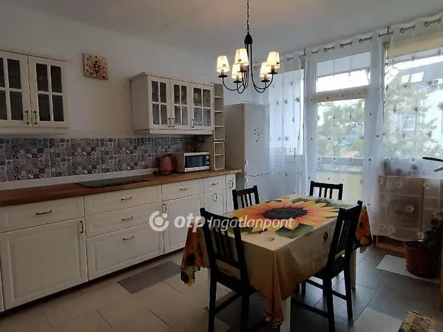 Eladó lakás Budapest IV. kerület 71 nm