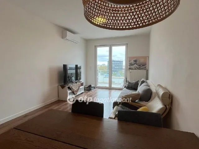 Eladó lakás Budapest VIII. kerület 65 nm