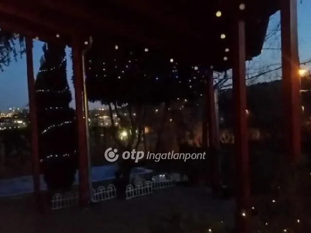 Eladó ház Budapest III. kerület 240 nm