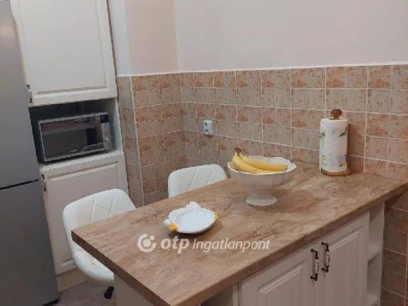 Eladó ház Budapest III. kerület 240 nm