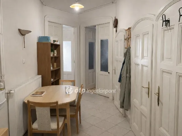 Eladó lakás Budapest VI. kerület 71 nm
