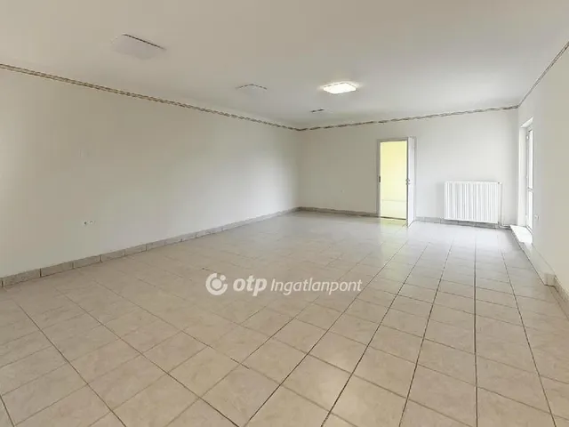 Eladó ház Budapest XVIII. kerület 200 nm