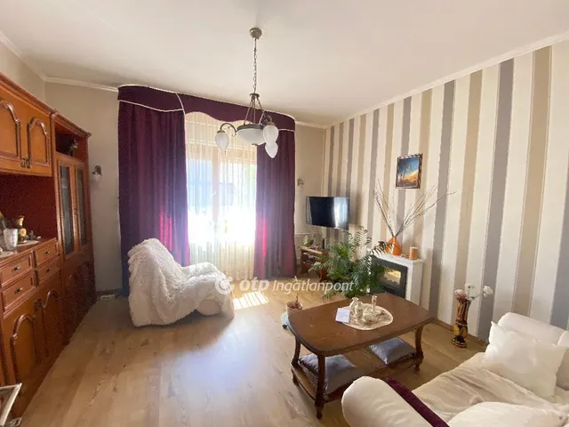 Eladó ház Budapest XXI. kerület 292 nm