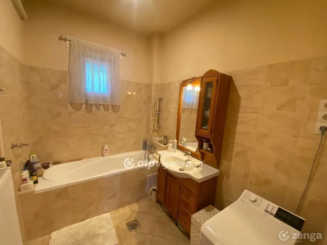 Eladó ház Budapest XXI. kerület 292 nm