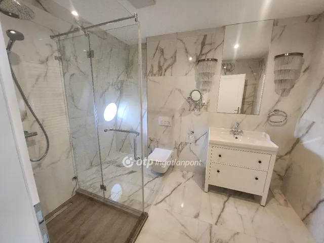 Eladó lakás Budapest VI. kerület 114 nm