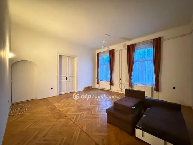 Eladó lakás Budapest VIII. kerület 95 nm