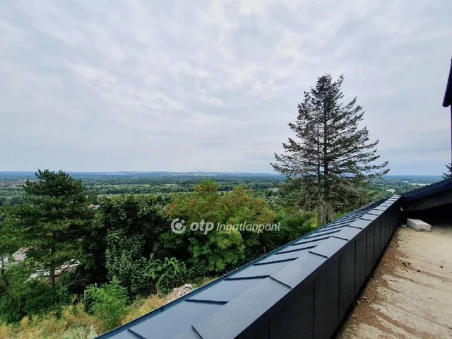 Eladó ház Szentendre 267 nm