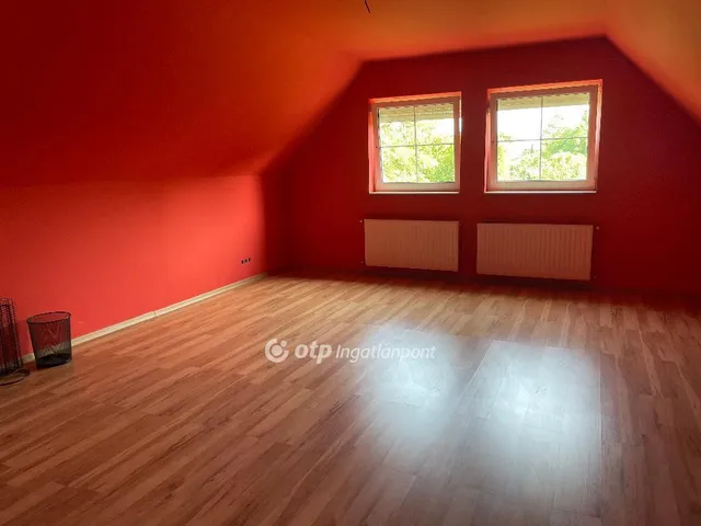 Eladó ház Pomáz 170 nm
