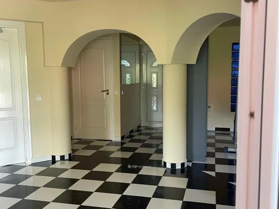Eladó ház Pomáz 170 nm