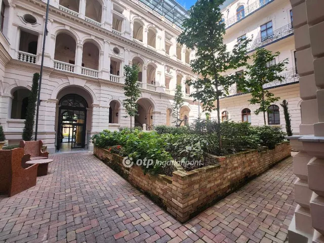 Eladó lakás Budapest VI. kerület 127 nm