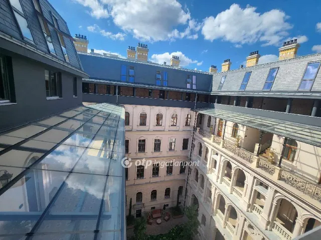 Eladó lakás Budapest VI. kerület 127 nm