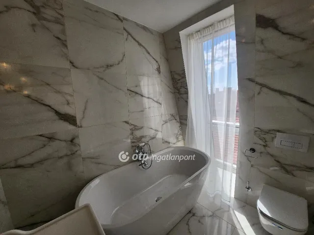 Eladó lakás Budapest VI. kerület 127 nm
