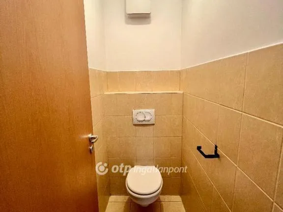 Eladó lakás Budapest VIII. kerület 76 nm