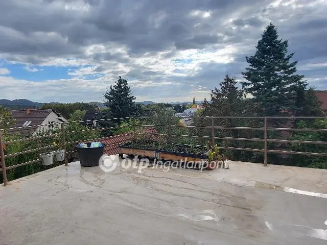 Eladó ház Budakeszi 380 nm