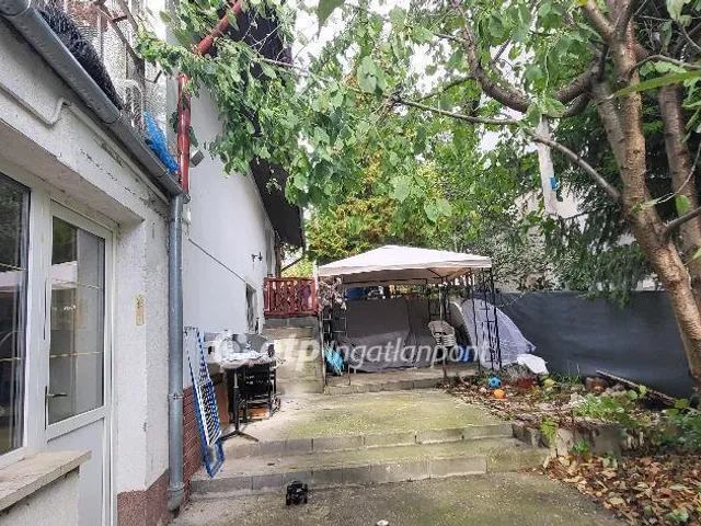 Eladó ház Budakeszi 380 nm