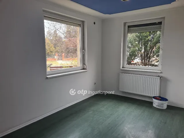 Eladó ház Budapest XVIII. kerület 448 nm