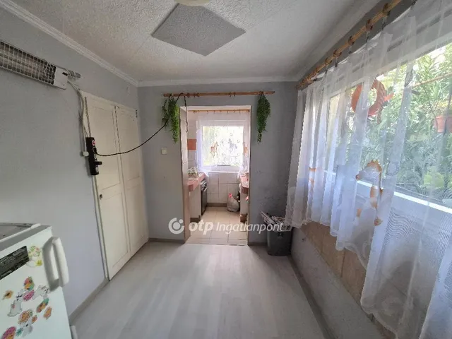 Eladó ház Ráckeresztúr 220 nm