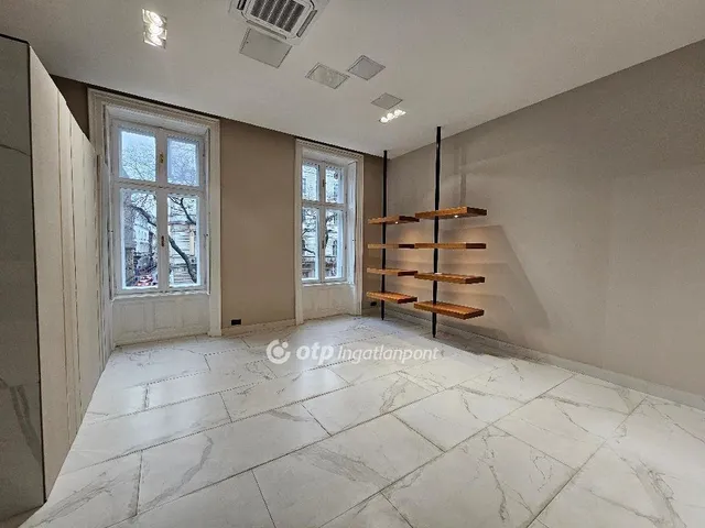 Eladó lakás Budapest VI. kerület 80 nm