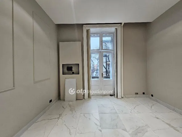 Eladó lakás Budapest VI. kerület 80 nm