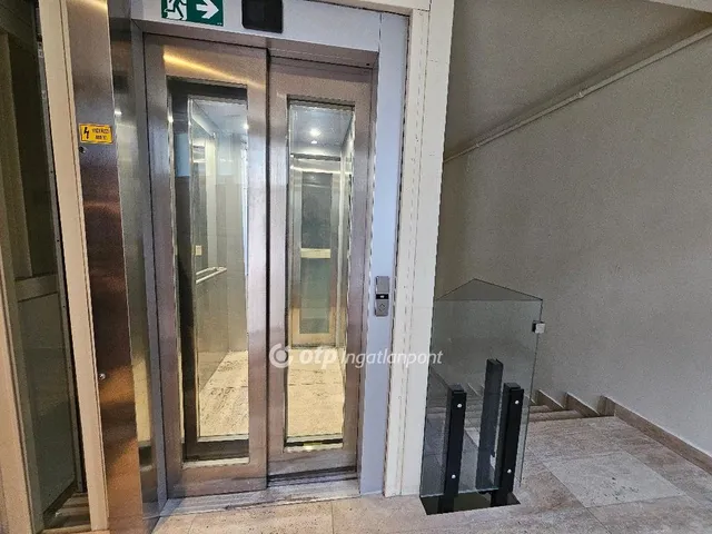 Eladó lakás Budapest VI. kerület 80 nm