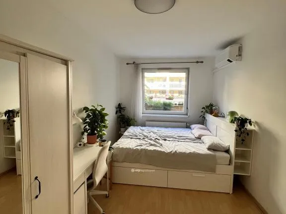 Eladó lakás Budapest VIII. kerület 76 nm