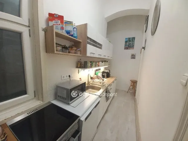 Eladó lakás Budapest VIII. kerület, Corvin negyed 106 nm