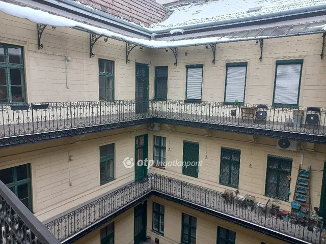 Eladó lakás Budapest VIII. kerület, Corvin negyed 106 nm