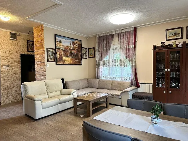 Eladó ház Budapest XI. kerület, Kelenvölgy 150 nm