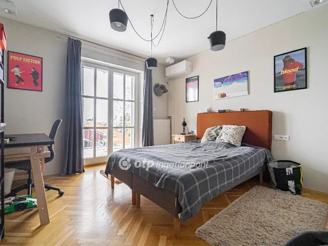 Eladó ház Budapest II. kerület, Szemlőhegy 210 nm